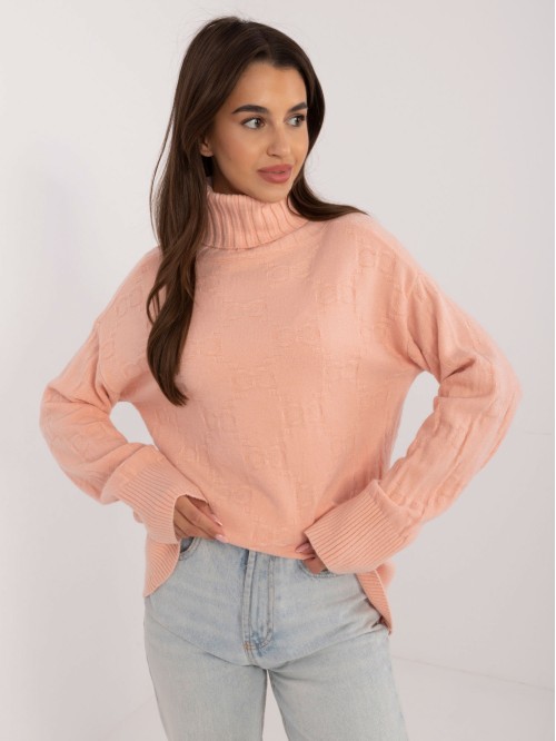 Sweter-AT-SW-2342-1.35-brzoskwiniowy