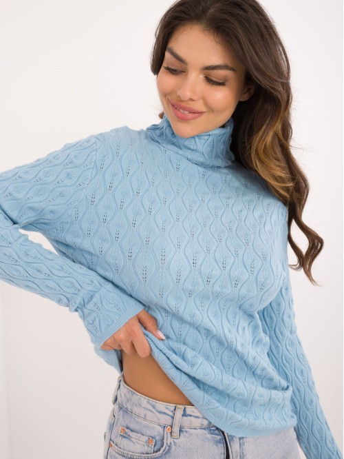 Struktūrinis viskozės megztinis aukšta apykakle 2