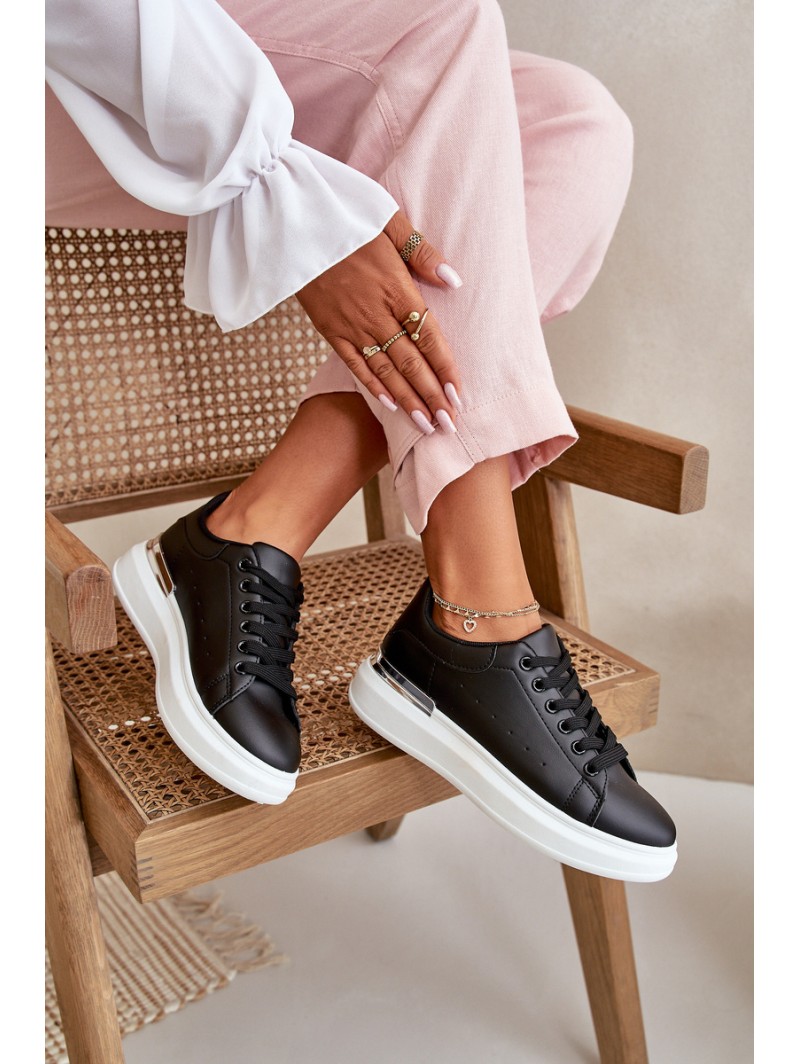 Low Women's Sneakers On Platform Made Of Eco Leather Black Nevelena
