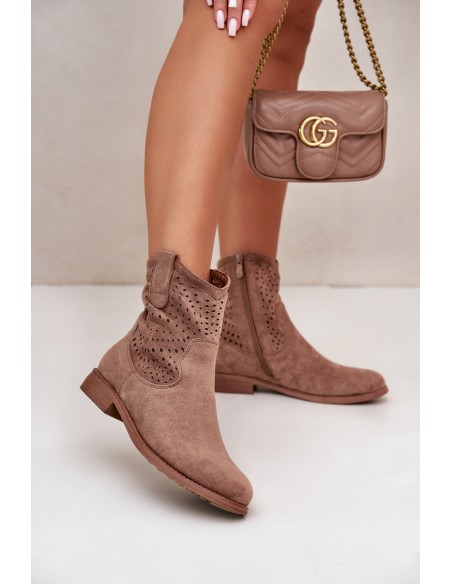 Women's perforated ankle boots with flat heel brown S.Barski HY42-135