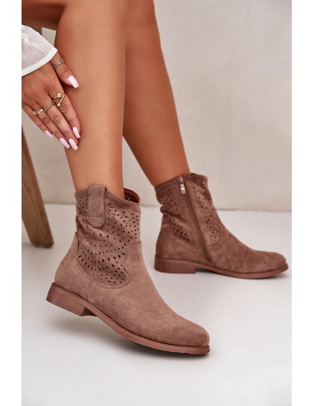Women's perforated ankle boots with flat heel brown S.Barski HY42-135