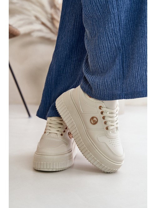 Sneakers Moteriški sportiniai batai, izoliuoti ant masyvaus smėlio spalvos Verissha pado 2