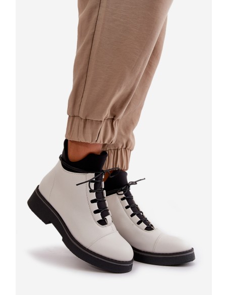 Žemi moteriški batai, izoliuoti Eco Leather Beige Erisabelle