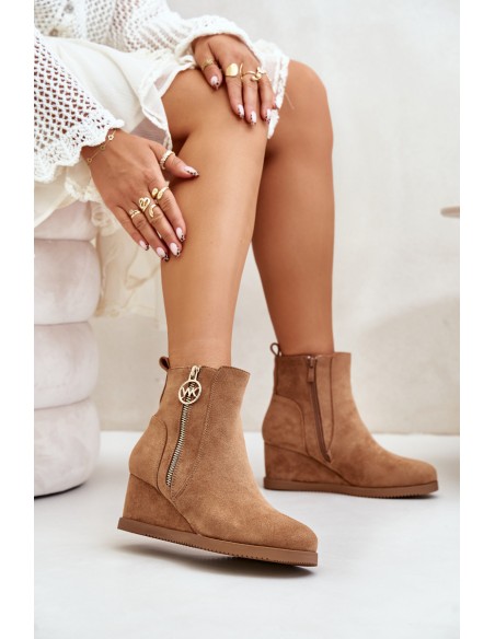 Insulated wedge boots with decorative zipper eco suede camel Leretha