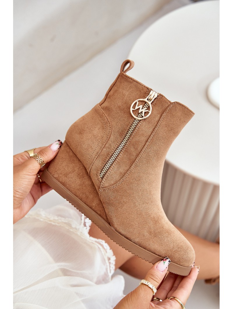 Insulated wedge boots with decorative zipper eco suede camel Leretha