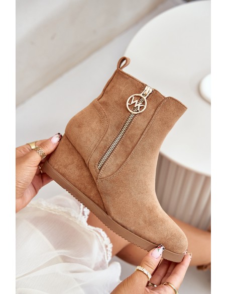Insulated wedge boots with decorative zipper eco suede camel Leretha