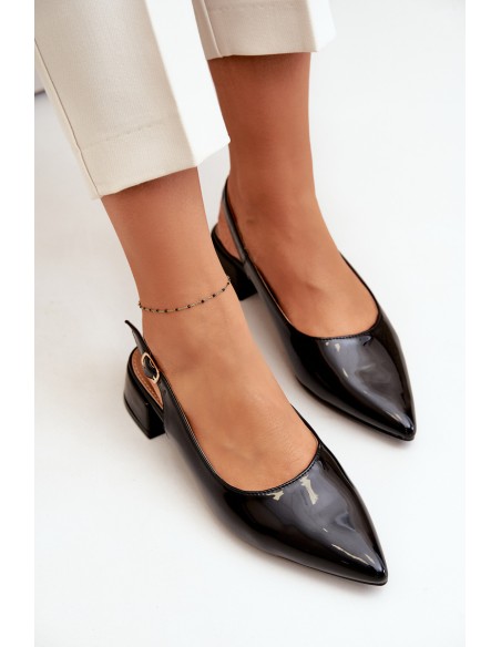 Lacquered Ballerinas On Low Heel With Pointed Toes Black Anarinne