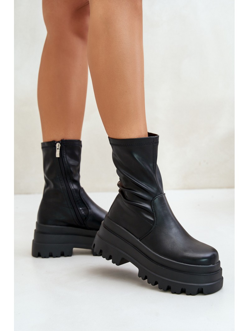 Boots On Massive Platform Black Florinara