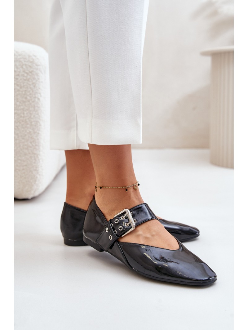 Lacquered Ballerinas With Strap Black Azirae