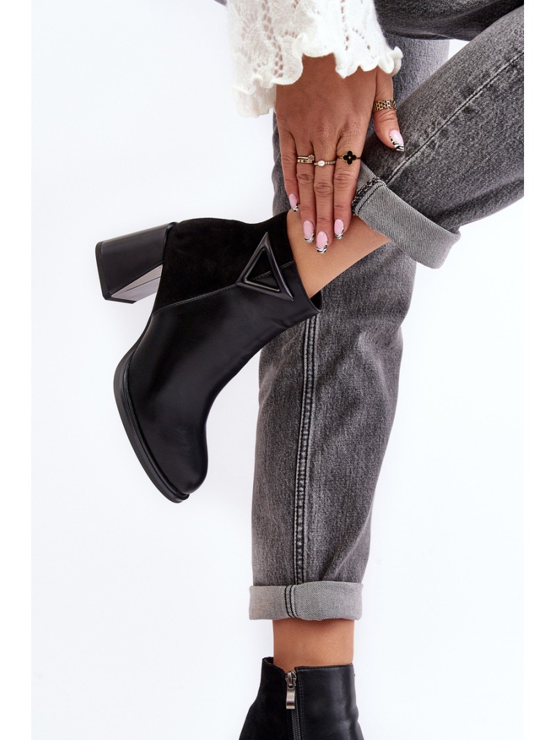 Lacquered Heeled Ankle Boots Insulated Black MR880-093