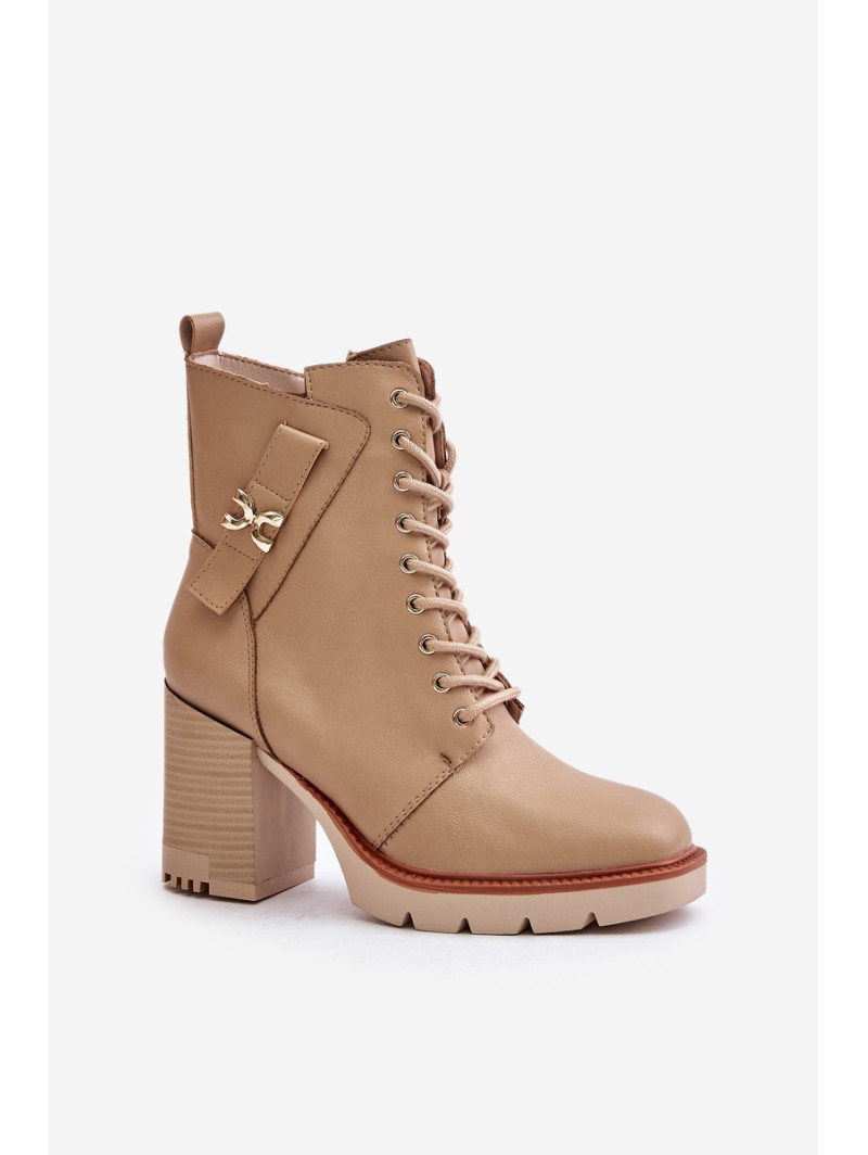 Insulated ankle boots on a heel with a golden detail beige Ivarisse