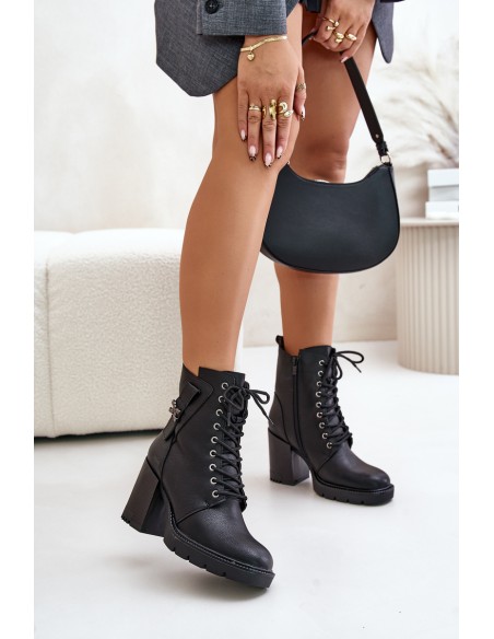 Insulated Heeled Boots With Gold Detail Black Ivarisse