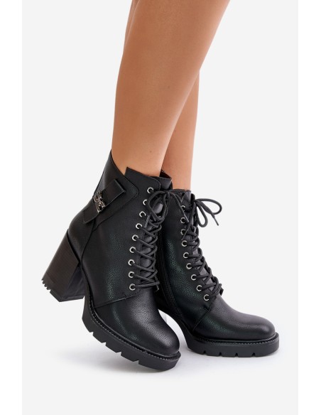Insulated Heeled Boots With Gold Detail Black Ivarisse