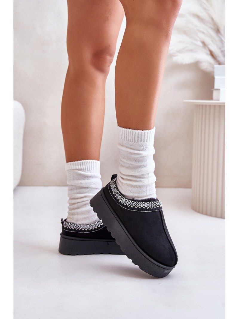 Womens Snow Boots On Platform Insulated With Fur Black Straps