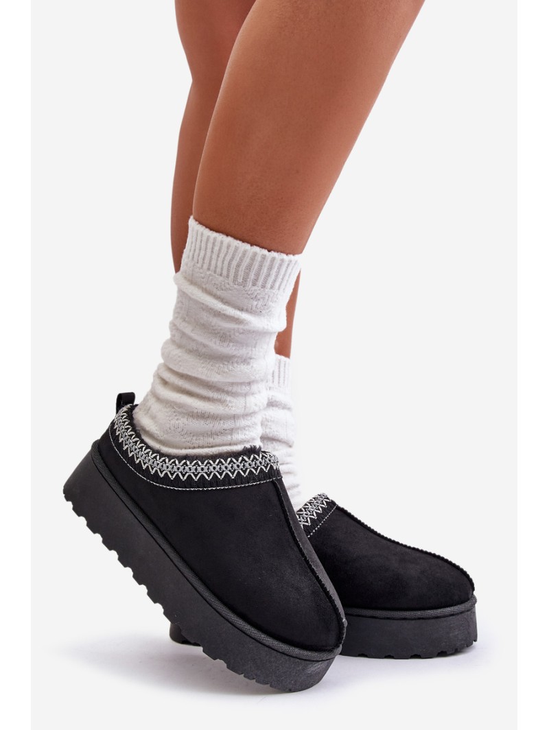 Womens Snow Boots On Platform Insulated With Fur Black Straps