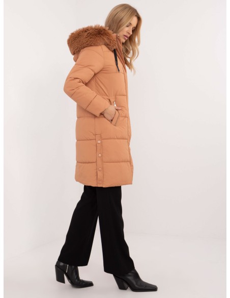 Kurtka-SK-KR-HH-2406.21P-camelowy