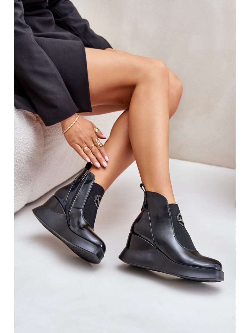 Lacquered Wedge Boots Insulated Black Vinceza 66703