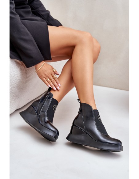 Lacquered Wedge Boots Insulated Black Vinceza 66703