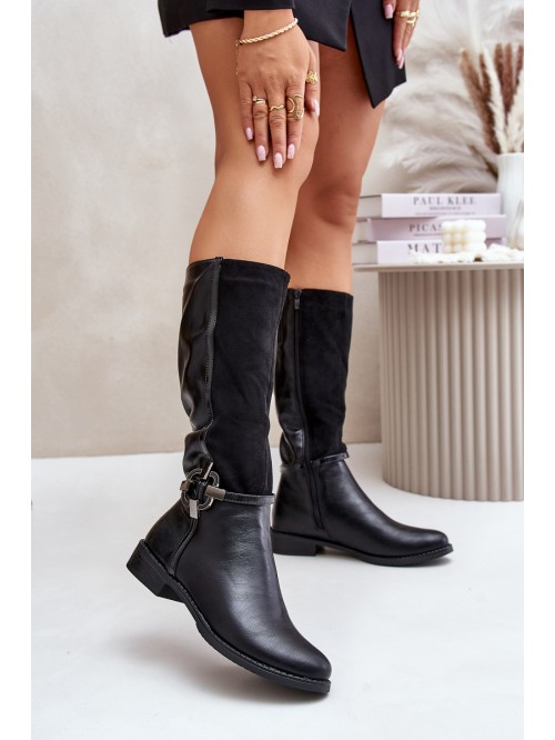 Insulated boots on a flat heel with a decorative buckle black Leatharia 2