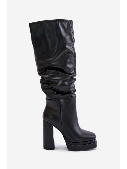 Slip-on ankle boots on heel and platform with gathering insulated black Beridra 2