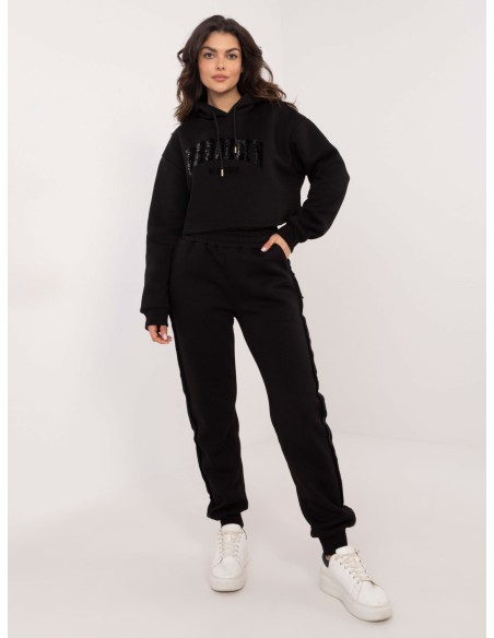 Madingi medvilniniai treningai su užrašu