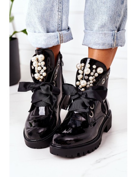 Insulated Boots With Pearls Patent Black Perla