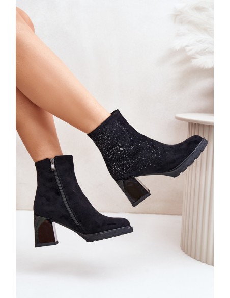 Insulated Women's Heeled Ankle Boots with Decoration Black D&A MR880-130