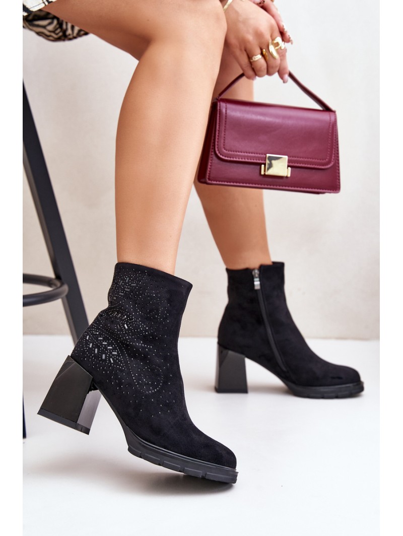 Insulated Women's Heeled Ankle Boots with Decoration Black D&A MR880-130