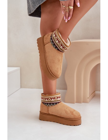 Women's Snow Boots With A Pattern Insert On A Platform Camel Avatharia