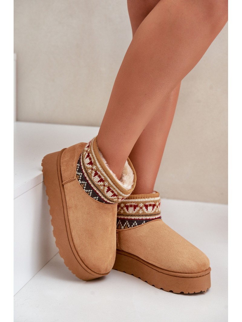 Women's Snow Boots With A Pattern Insert On A Platform Camel Avatharia