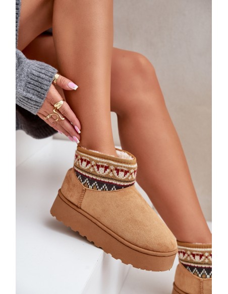 Women's Snow Boots With A Pattern Insert On A Platform Camel Avatharia