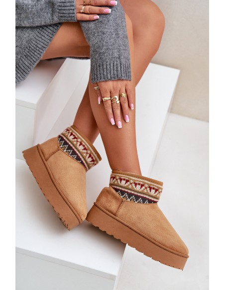 Women's Snow Boots With A Pattern Insert On A Platform Camel Avatharia