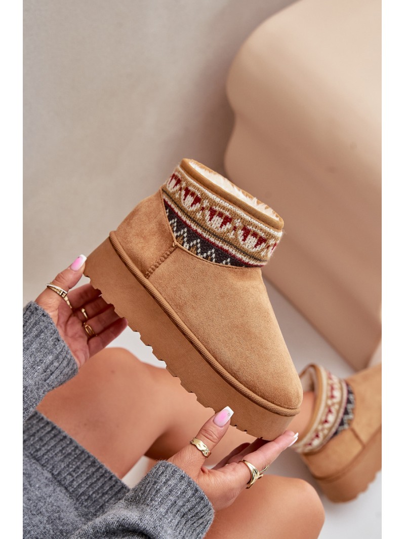 Women's Snow Boots With A Pattern Insert On A Platform Camel Avatharia
