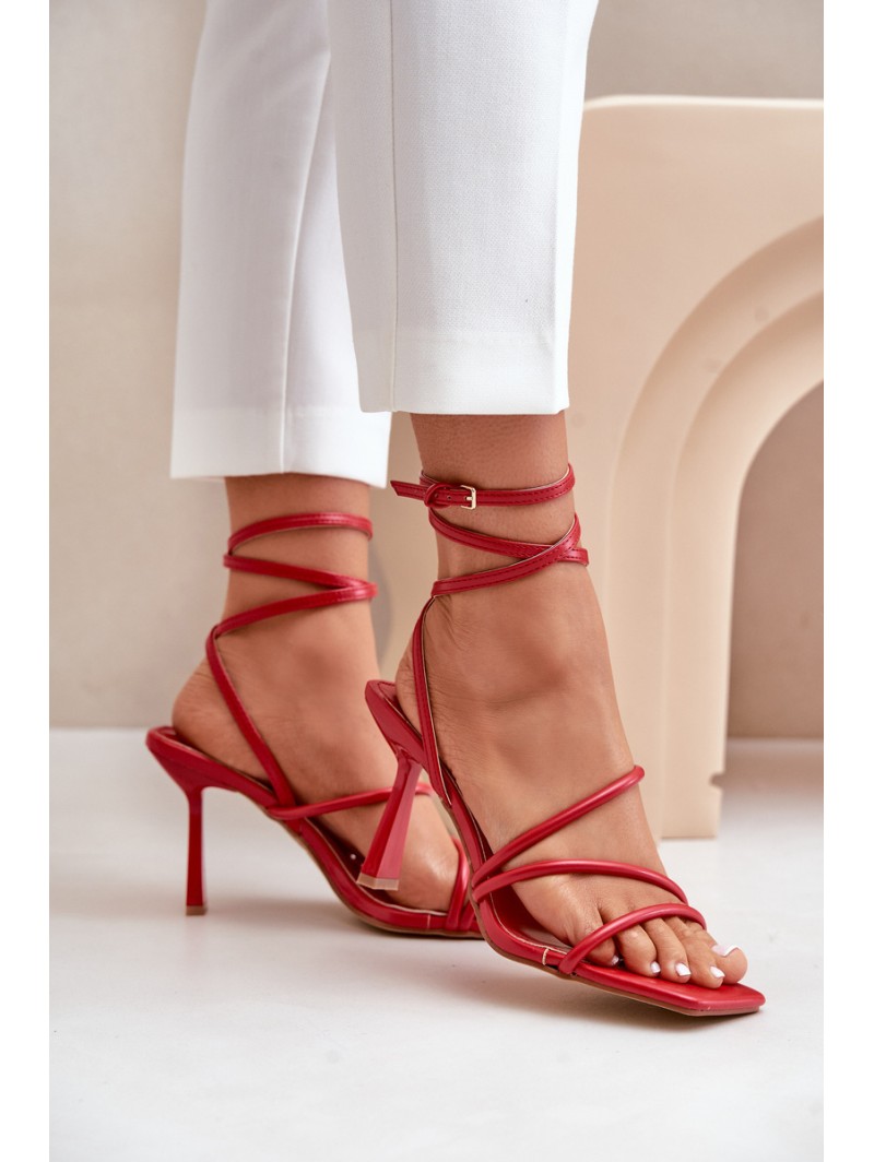 Stylish High Heels With Straps Red Saredi