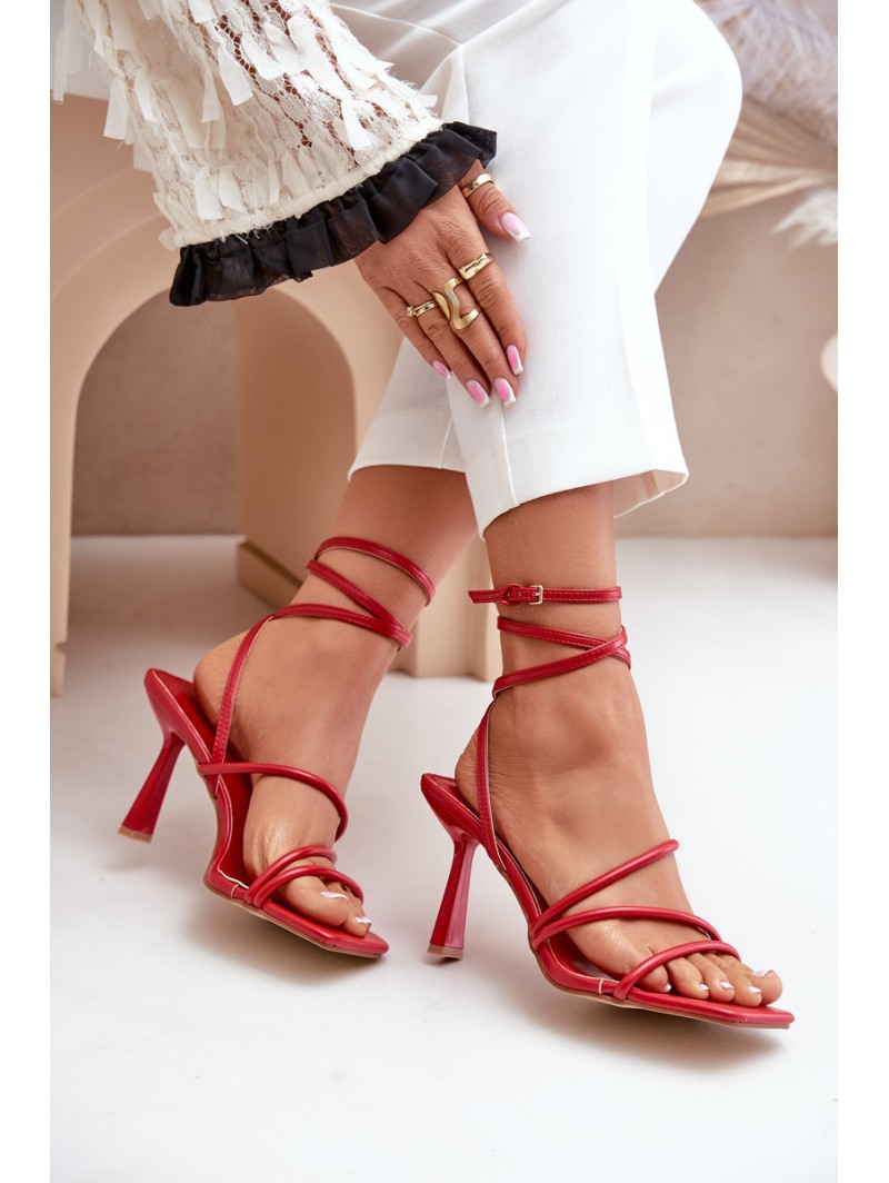 Stylish High Heels With Straps Red Saredi