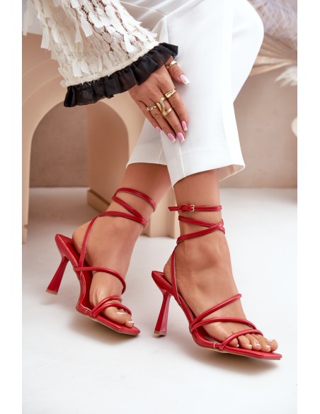 Stylish High Heels With Straps Red Saredi