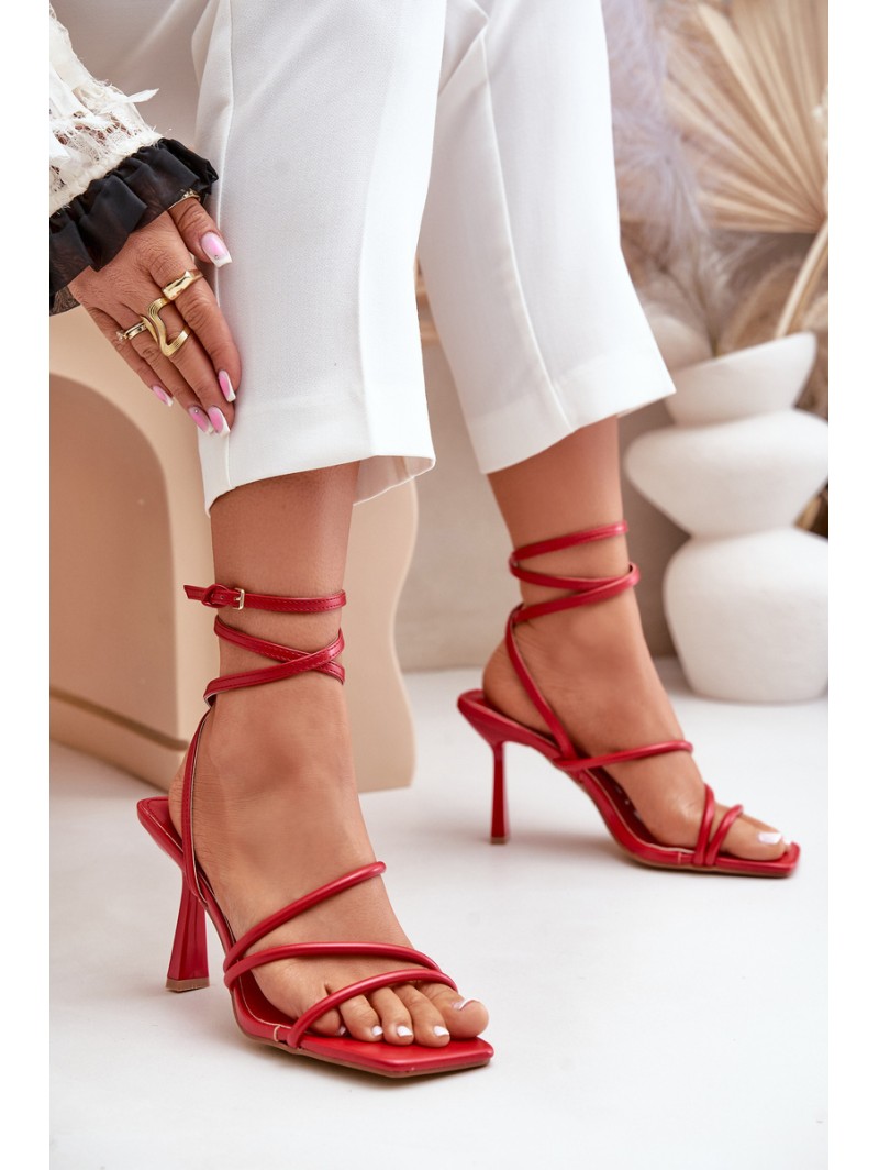Stylish High Heels With Straps Red Saredi