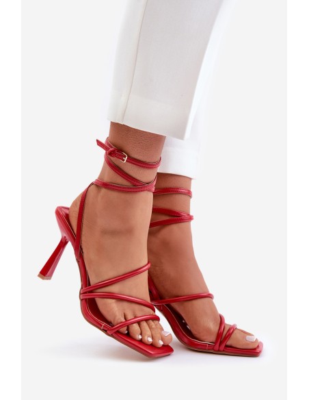 Stylish High Heels With Straps Red Saredi