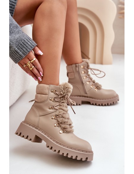Warm ankle boots with zipper made of eco leather beige Willatta