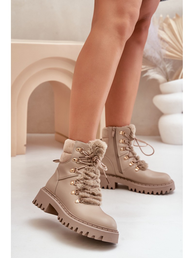 Warm ankle boots with zipper made of eco leather beige Willatta