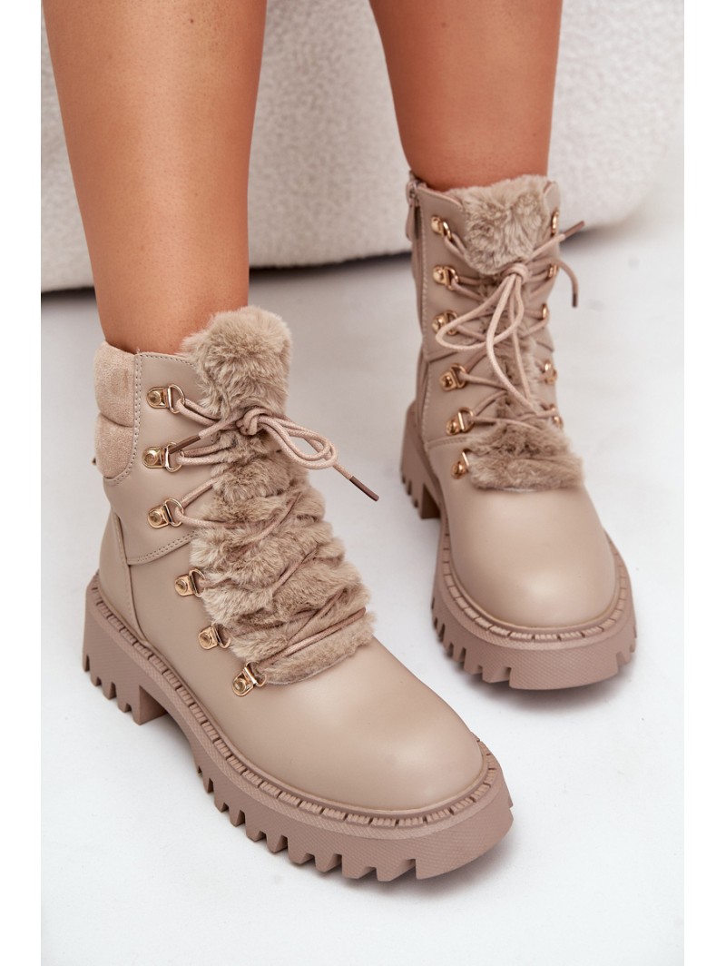 Warm ankle boots with zipper made of eco leather beige Willatta