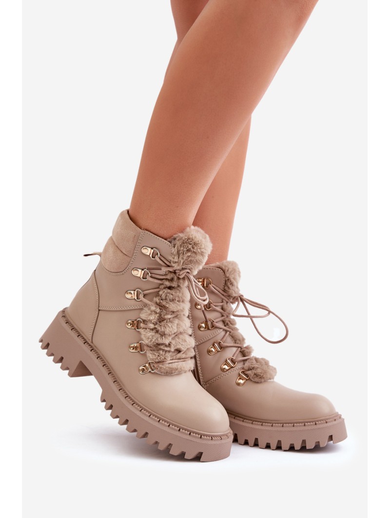 Warm ankle boots with zipper made of eco leather beige Willatta