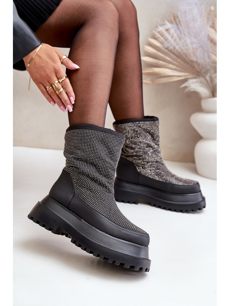 Embellished Snow Boots On Platform And Flat Heel Black Avivina