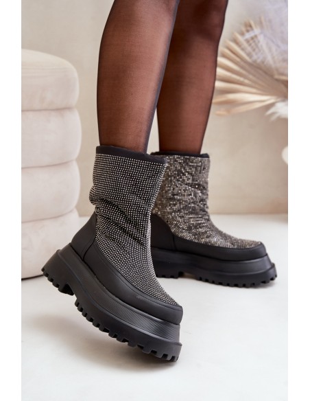 Embellished Snow Boots On Platform And Flat Heel Black Avivina