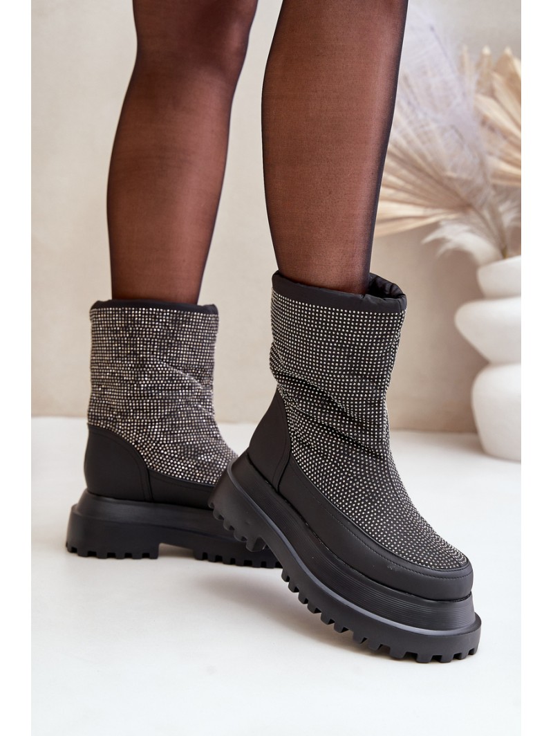 Embellished Snow Boots On Platform And Flat Heel Black Avivina