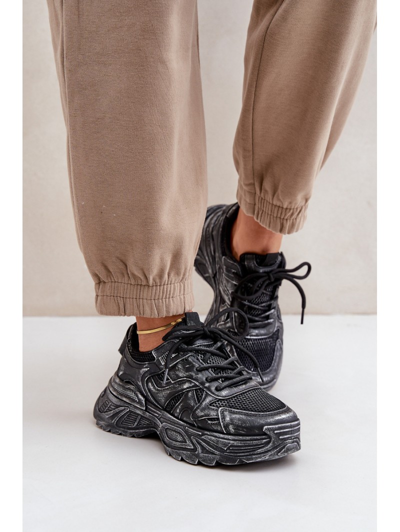 Women's Sneakers With Distress On Platform Black Seladwen
