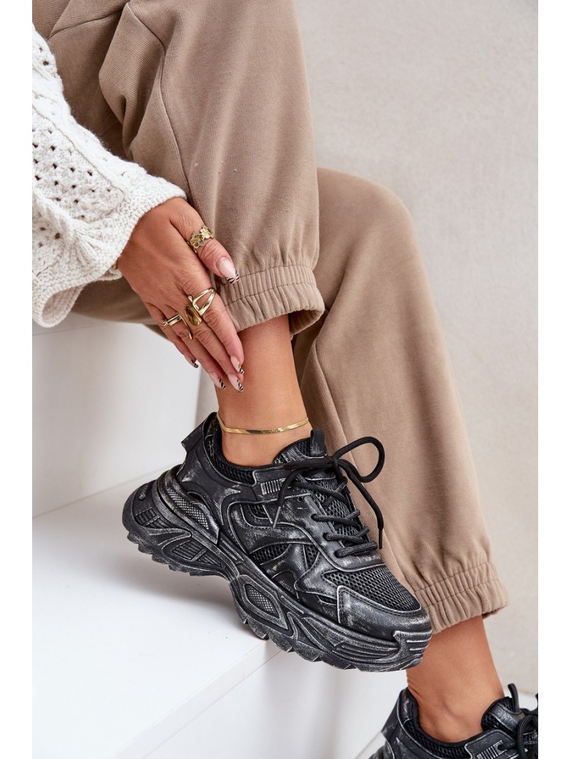 Women's Sneakers With Distress On Platform Black Seladwen