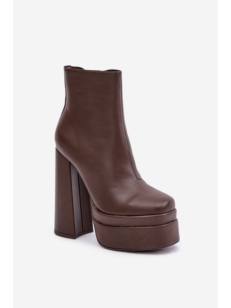 Boots On Massive Platform And Heel Insulated Chocolate Selahra