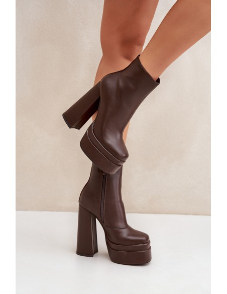 Boots On Massive Platform And Heel Insulated Chocolate Selahra
