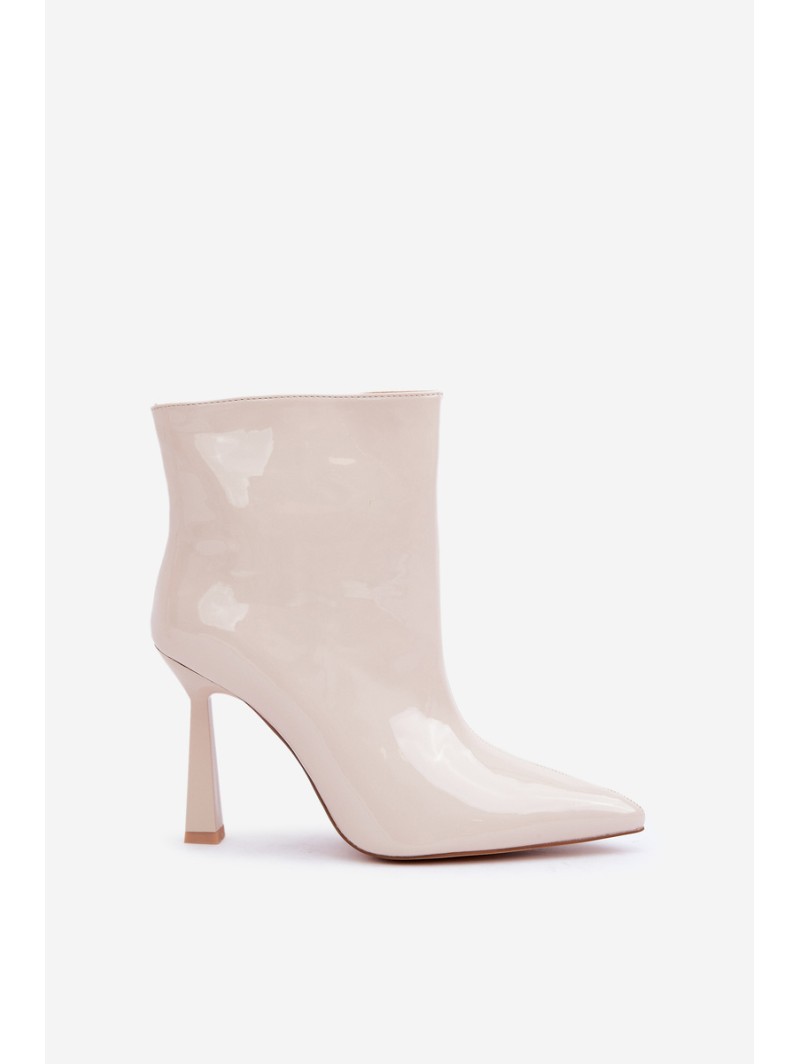 Lacquered Pointed Slip-On Ankle Boots Light Beige Seliri